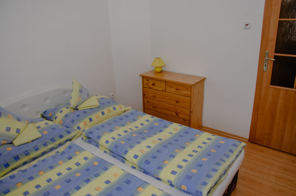 Second bedroom's double bed